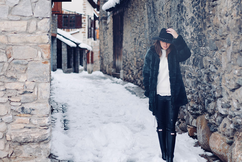 AbrigoVerde_EliG_LostinVogue_01
