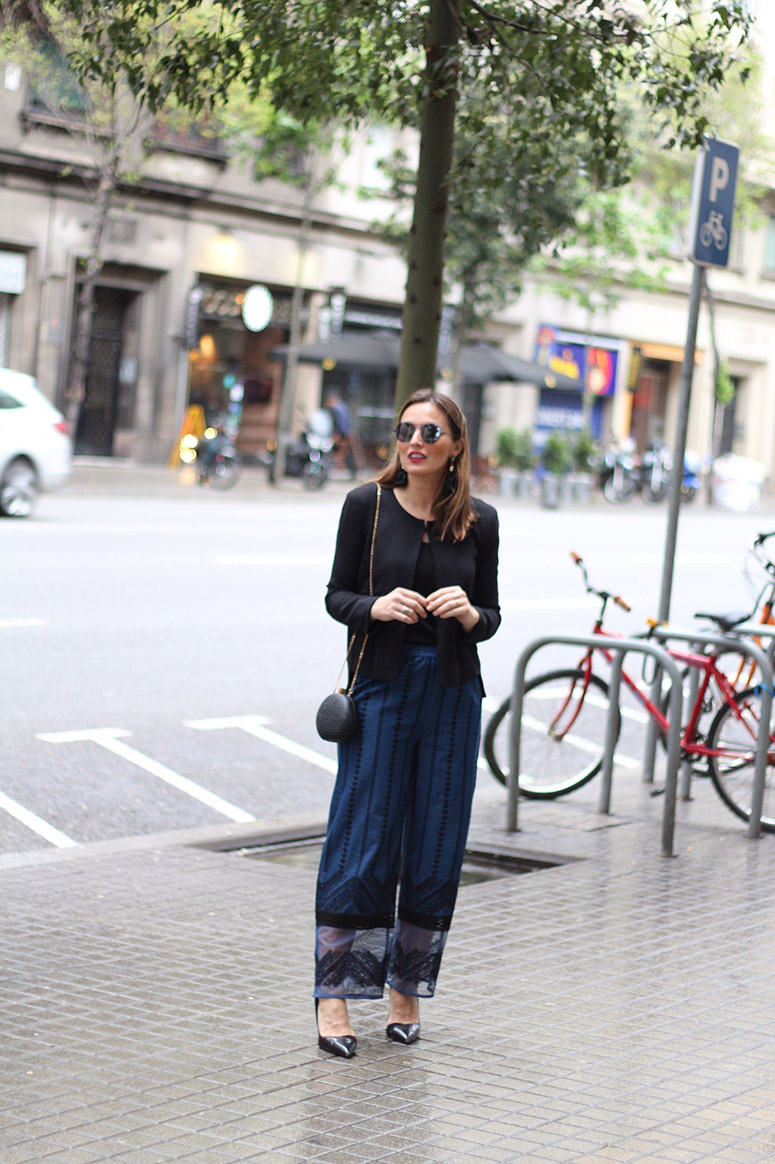 AnotherRainyDay_LostinVogue_02