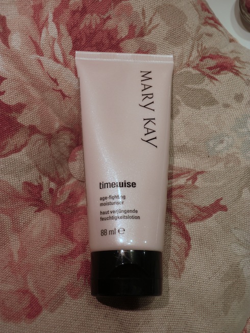 Beauty essentials lostinvogue.com 12