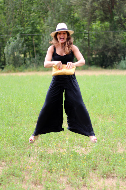 BlackJumpsuit&PanamaHat_LostinVogue_EliG_10