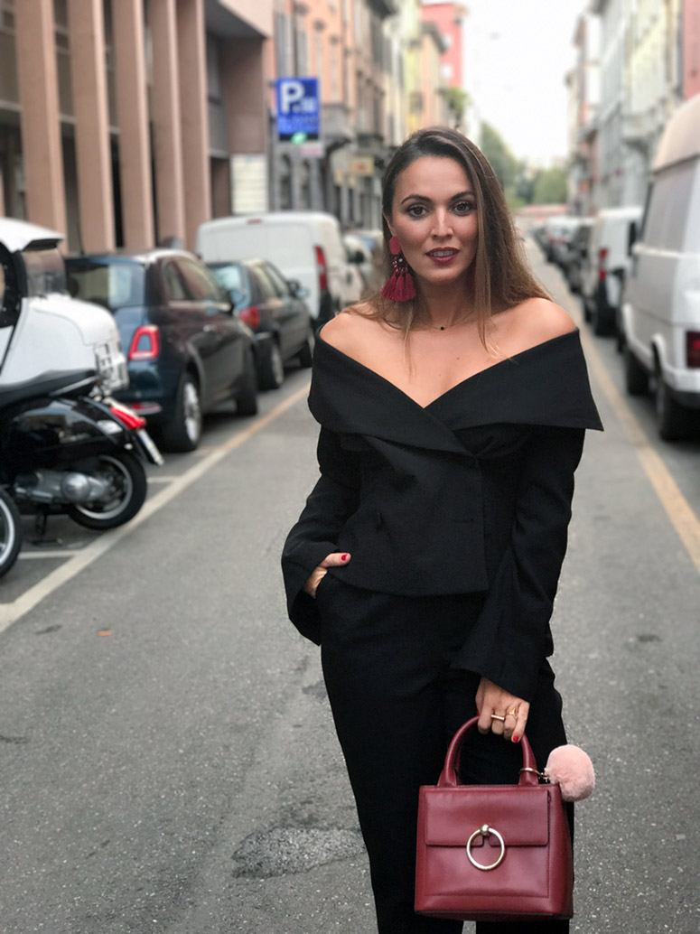 BlackSuit_EliG_LostinVogue_01