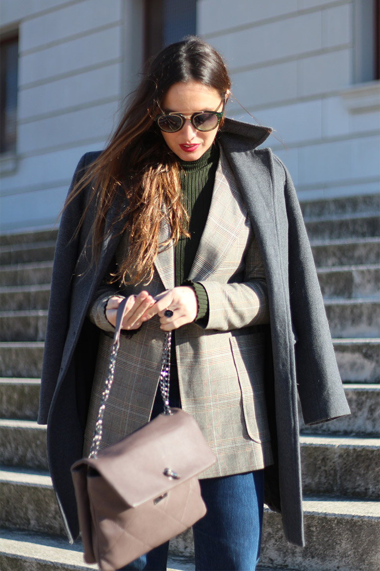 Blazer+CuelloAlto_EliG_LostinVogue_05