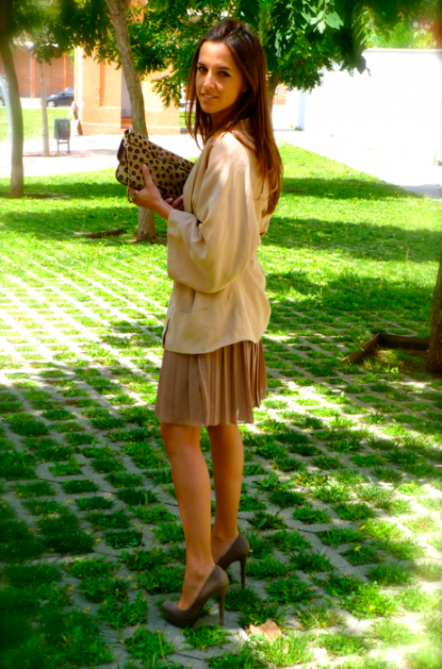 Nude pleats 11