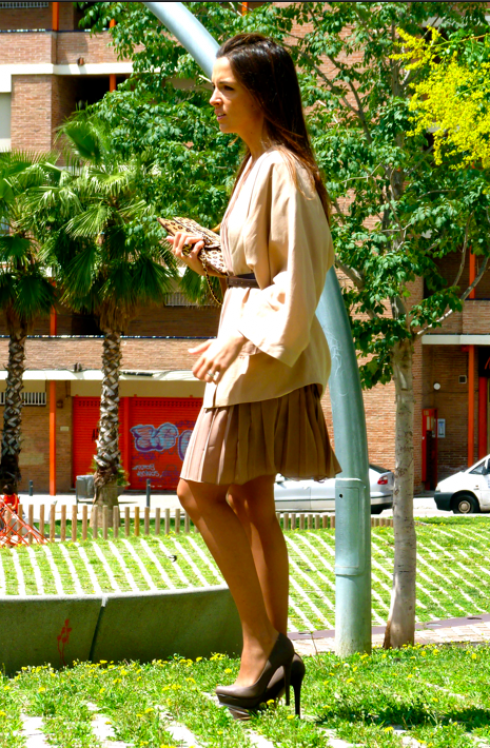 Nude pleats 4