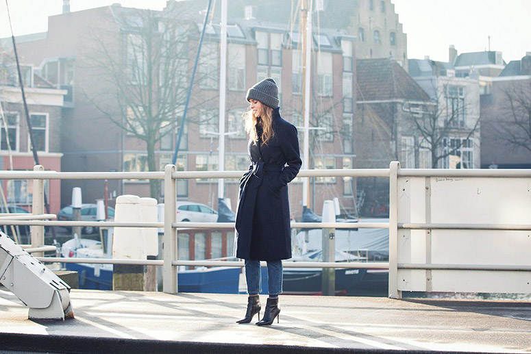 ColdinJanuary_LostinVogue_01