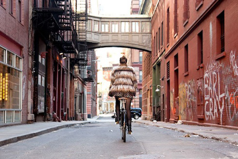 Downtownfrombehind_LostinVogue_19