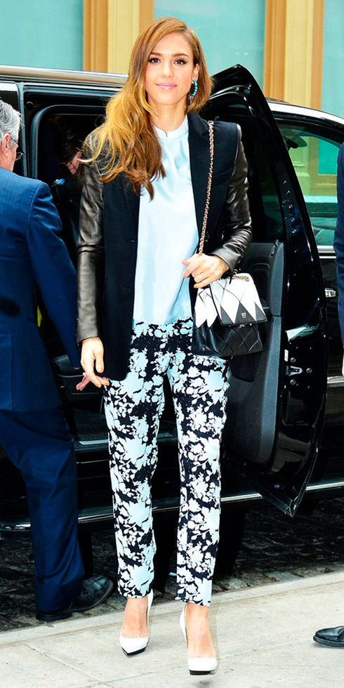Flowered-Black&White_LostinVogue_05