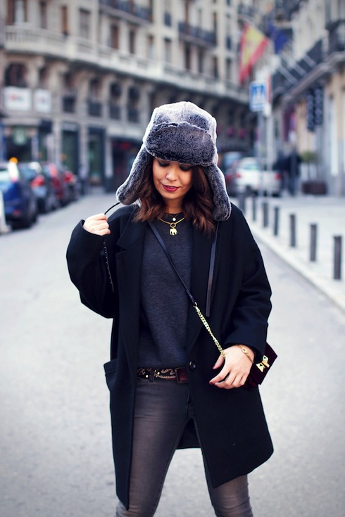Fur_Hat-Gray-Outfit-Street_Style-14