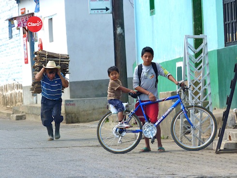 Guatemala lostinvogue.com 27