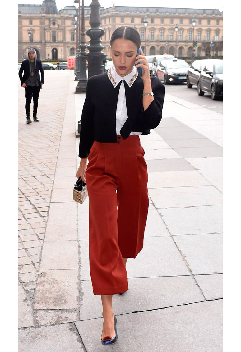 JessicaAlba_PFW_LostinVogue_03