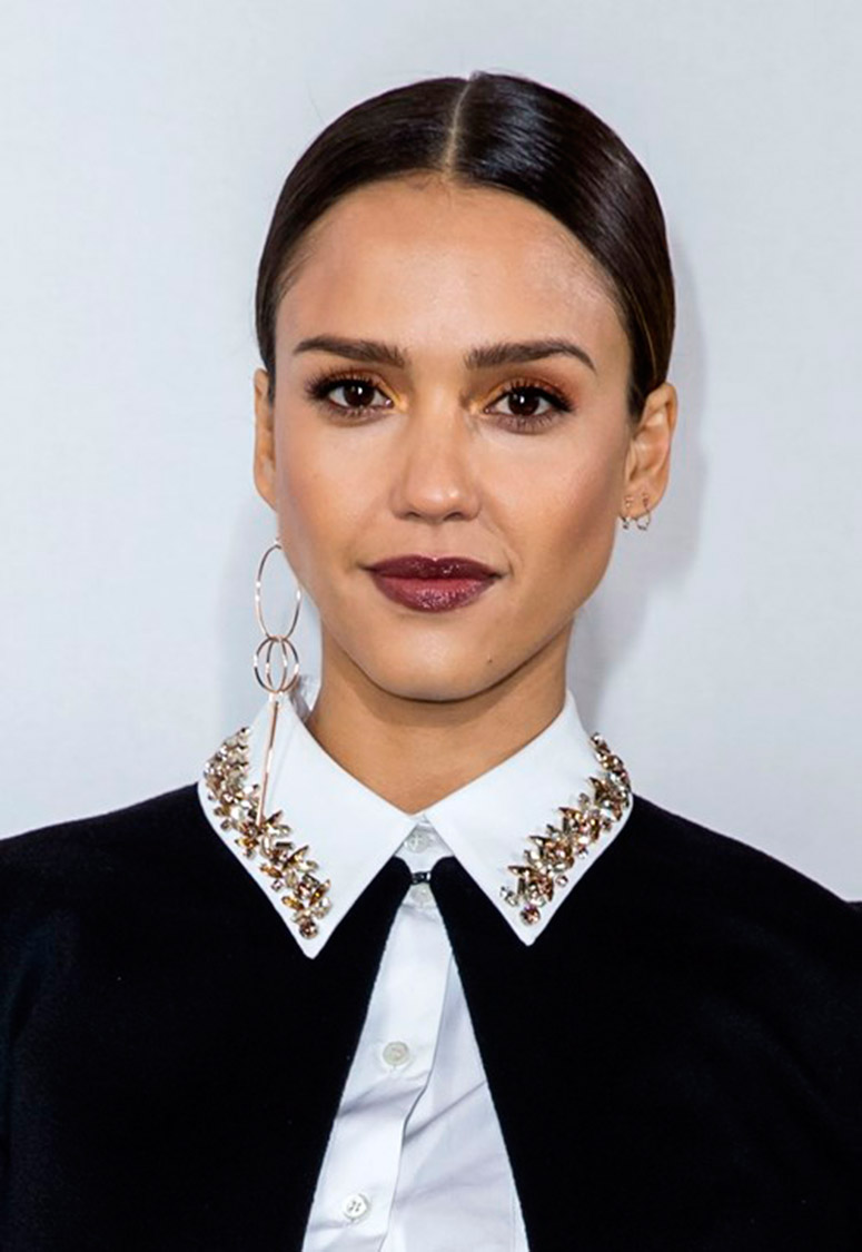 JessicaAlba_PFW_LostinVogue_07