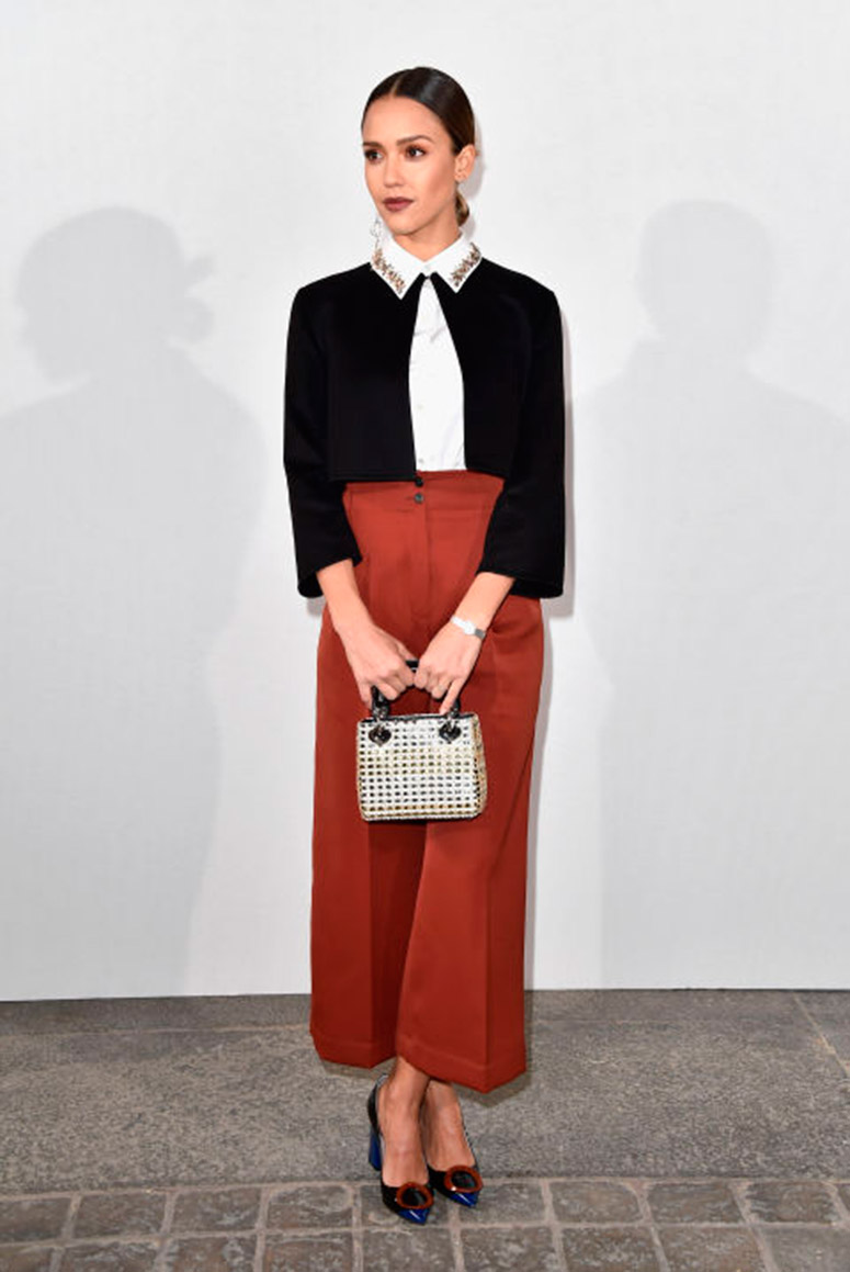 JessicaAlba_PFW_LostinVogue_08
