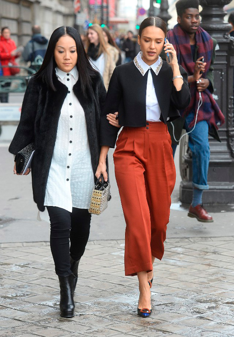 JessicaAlba_PFW_LostinVogue_11