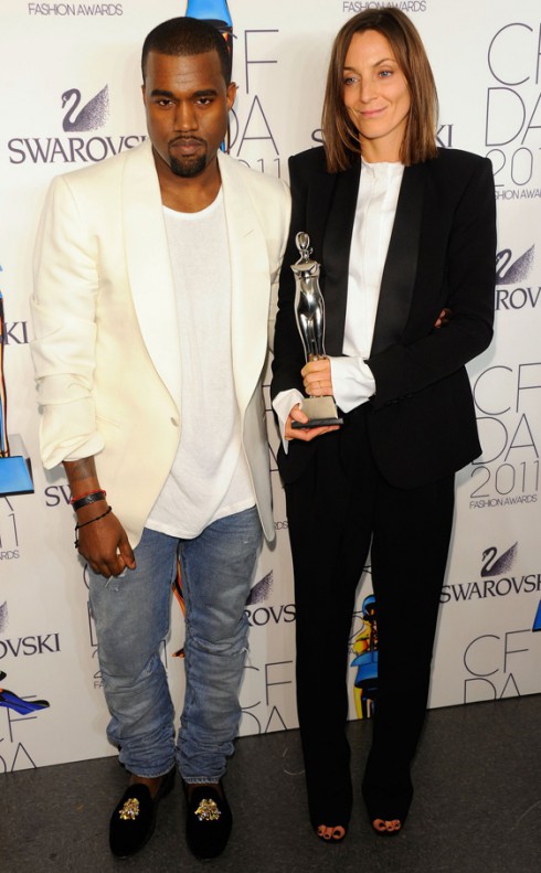 Kanye West junto a Phoebe Philo © GETTY IMAGES
