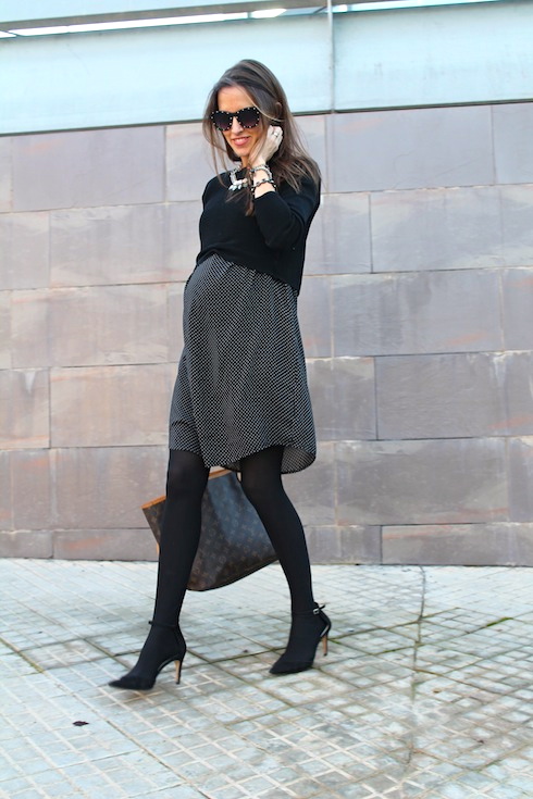 Looks embarazo maternity style polka dots dress www.lostinvogue.com all rights reserved 1
