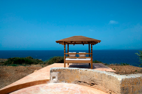 LostinCoolPlaces_CapRocatHotel_LostinVogue_11
