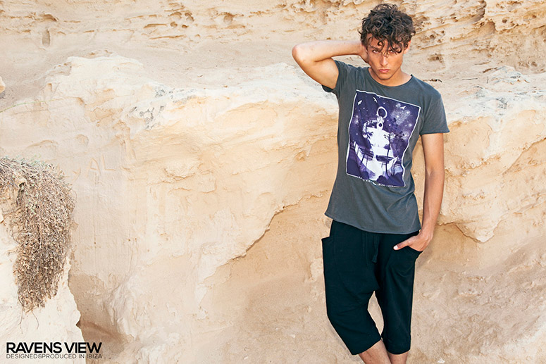 MMXVII_RavensViewClothing_LostinVogue_02