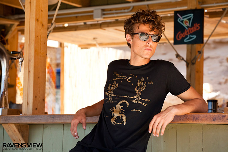 MMXVII_RavensViewClothing_LostinVogue_12