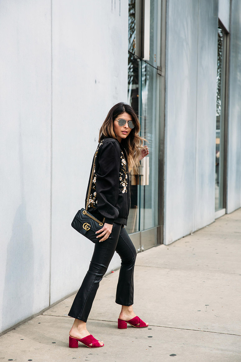 MulesandFlowers_LookoftheWeek_LostinVogue_01