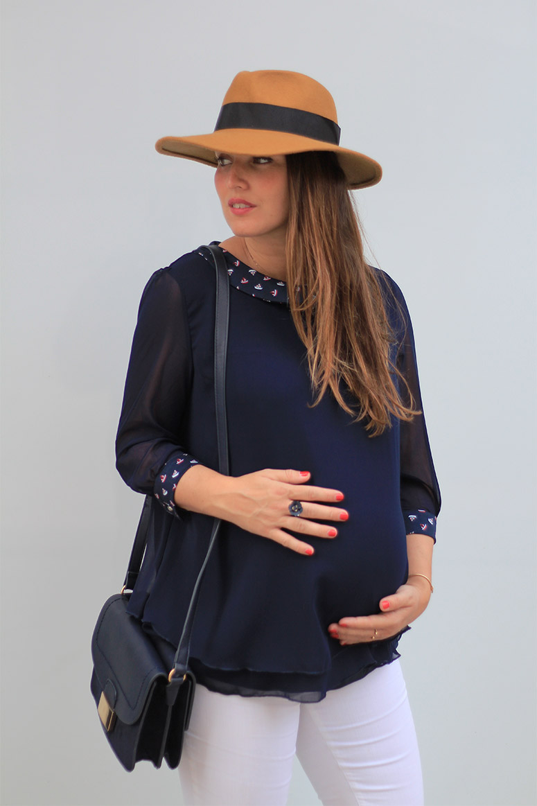 NavyandCamel_32WeeksPregnant_EliG_LostinVogue_11