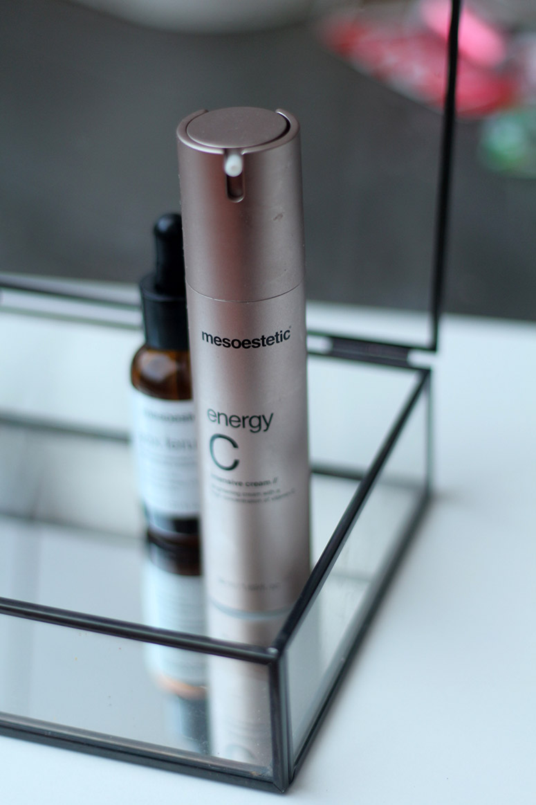 NewBeautySecrets_EliG_LostinVogue_04