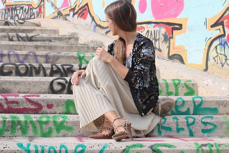pleats-and-sequins-www-lostinvogue-com-3