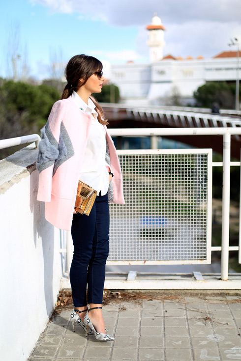 PinkCoat_BySeams_LostinVogue_01