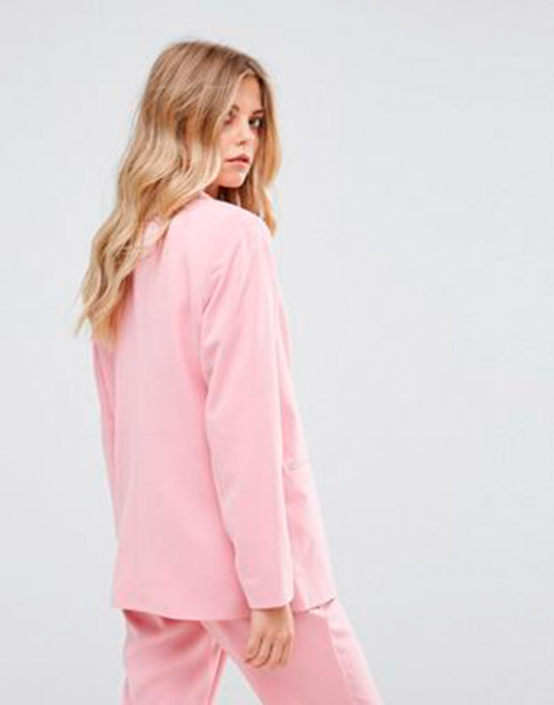 PinkSuit_LookoftheWeek_LostinVogue_06