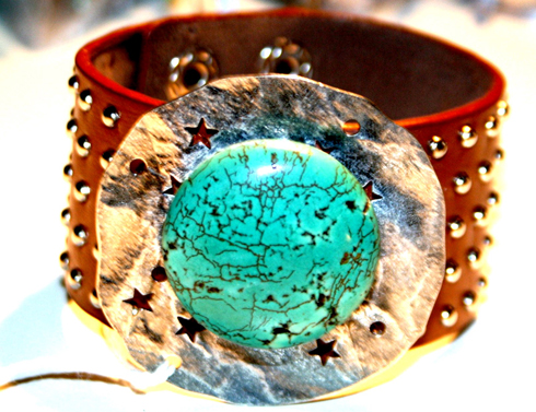 Brazalete Tachuelas 