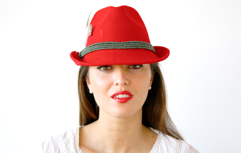 Red Hat 01