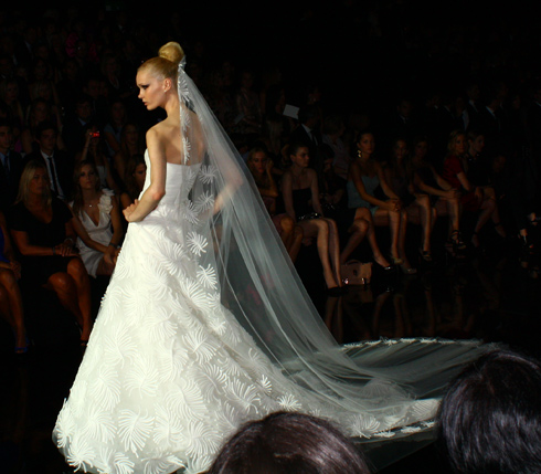 Pronovias 21