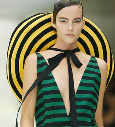 Prada Spring '11_Lima-limon_02