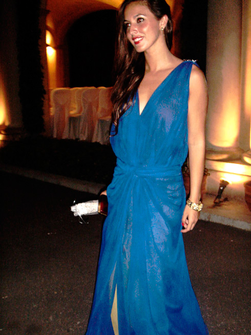 Womaninblue_07