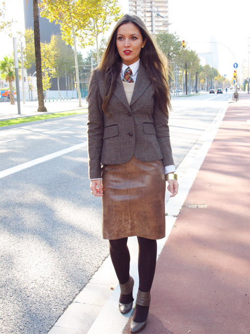 Business Girl (8) Business Girl (8)