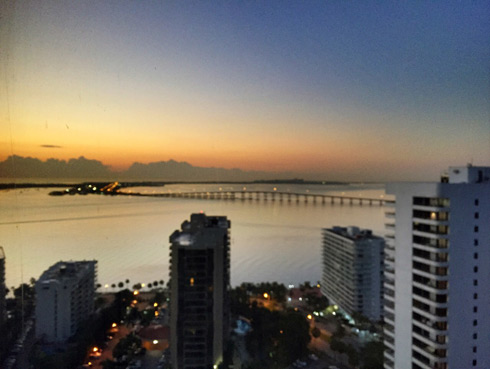 PostcardsfromBahamas_LostinVogue_05