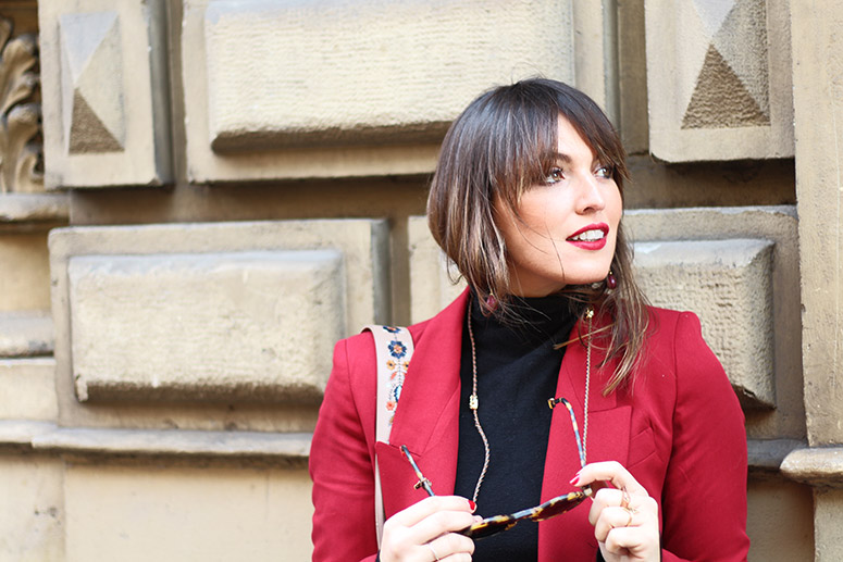 RedSuit_EliG_LostinVogue_05