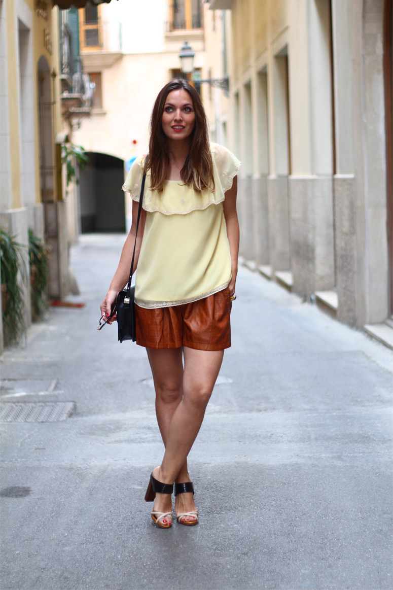 ShortsforWork_SpringLook_EliG_LostinVogue_05
