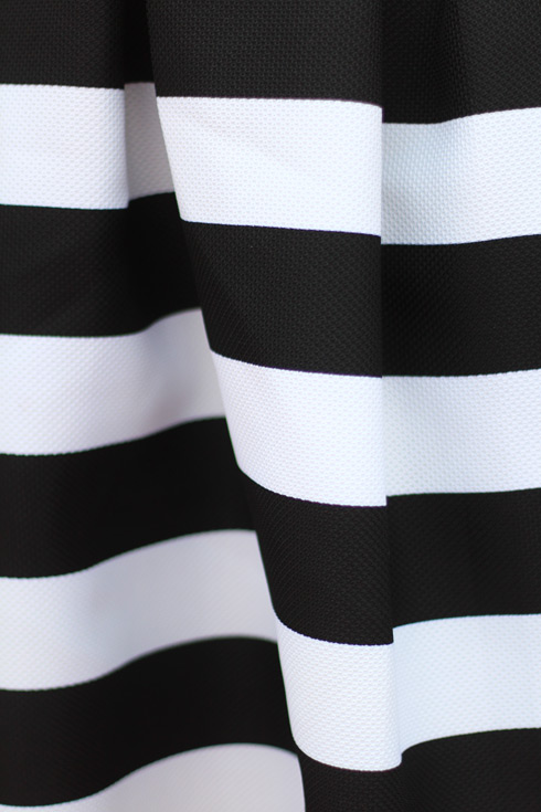 StripedSkirt_EliG_LostinVogue_Sheinside_04
