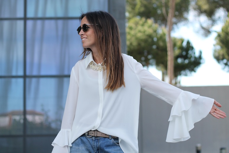 THE BLOUSE www.lostinvogue.com 3