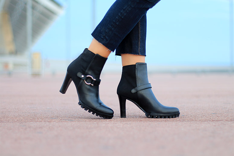 TheseShoesweremadewithlove_EliG_LostinVogue_10