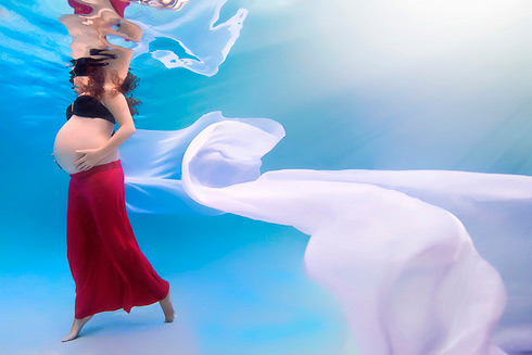 UnderwaterPregnancy_AdamOpris_LostinVogue_07