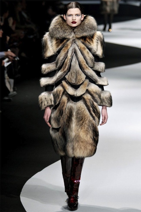 Viktor & Rolf Fall 2012 | Paris Fashion Week 3