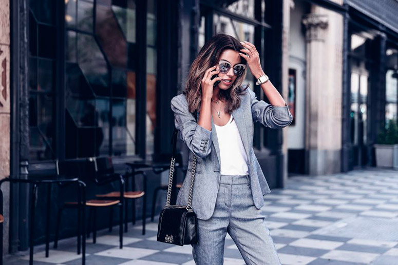 WorkingWoman_VivaLuxuryBlog_LostinVogue_01
