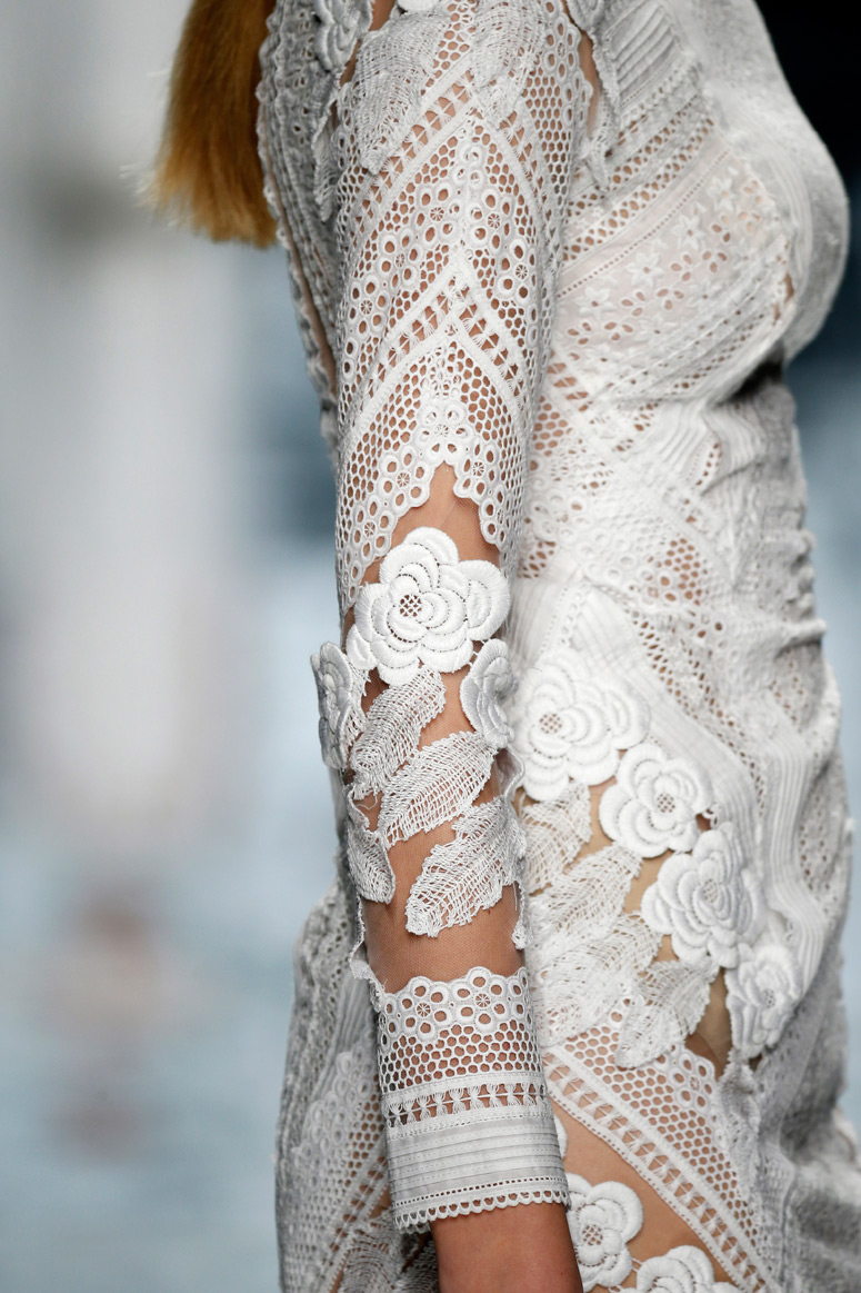 Yolan-Cris_2016_BarcelonaBridalWeek_EliG_LostinVogue_06