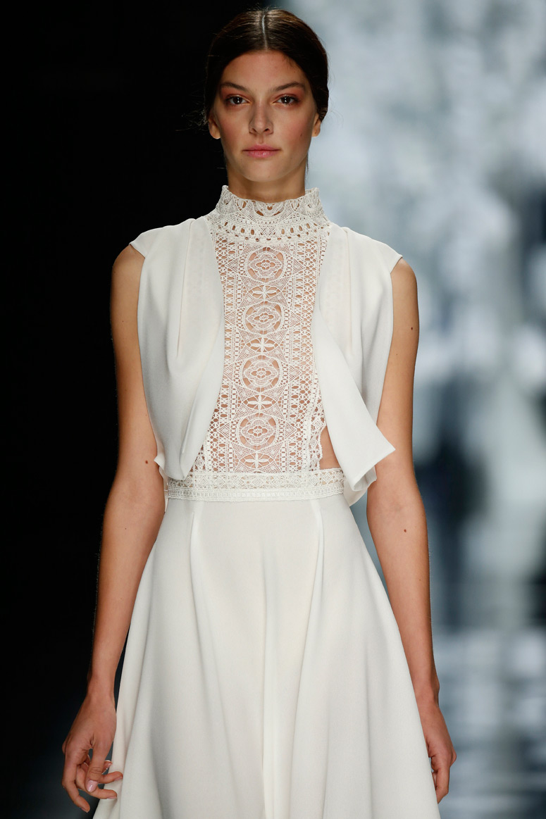 Yolan-Cris_2016_BarcelonaBridalWeek_EliG_LostinVogue_18