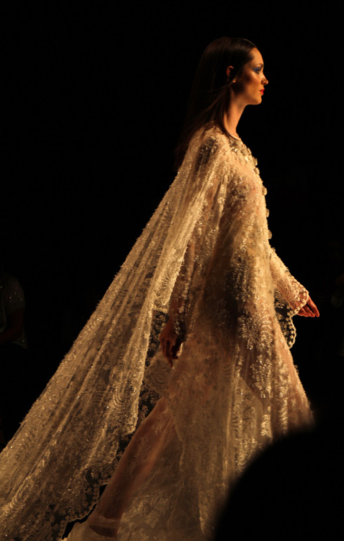 YolanCrisNovia2015_LostinVogue_19