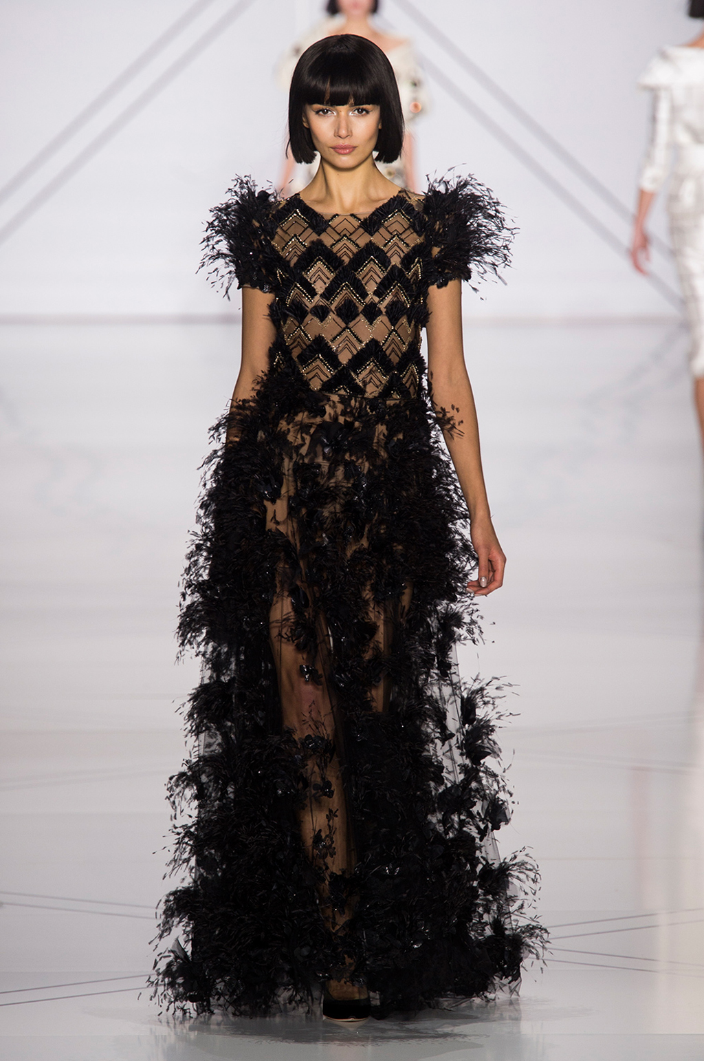 alta-costura-paris-p-v17-ralph-and-russo