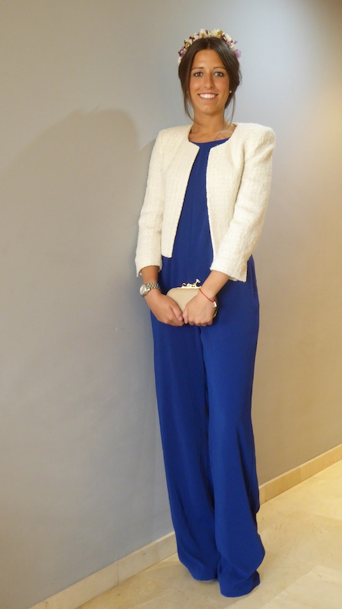 invitada de boda con mono 3