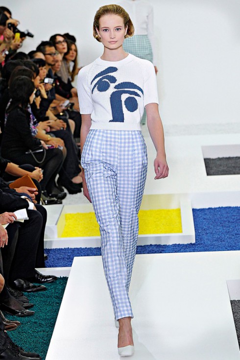 jil-sander-rtw-spring2012-runway-032_130752231045