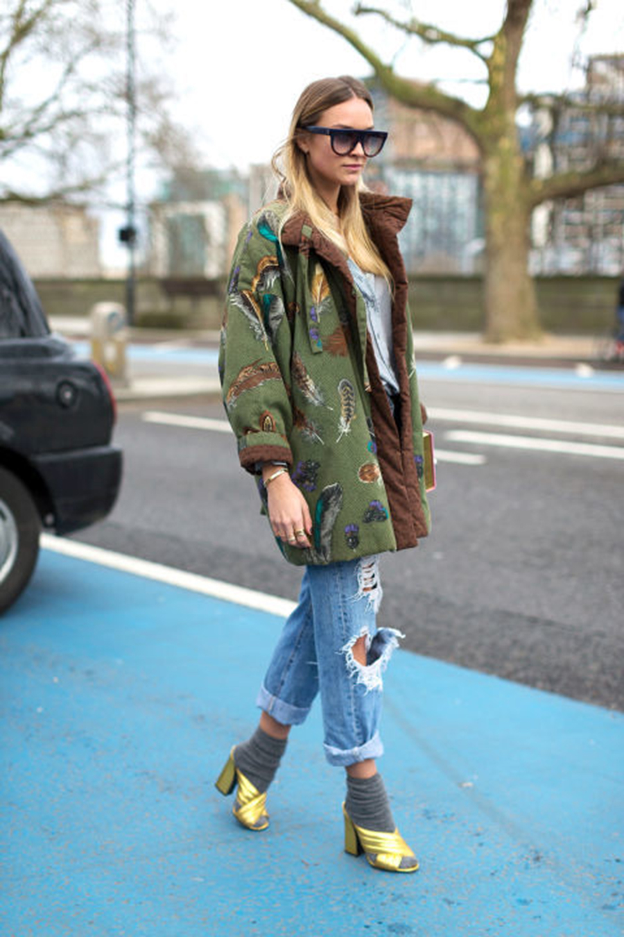 sandalias-con-calcetines